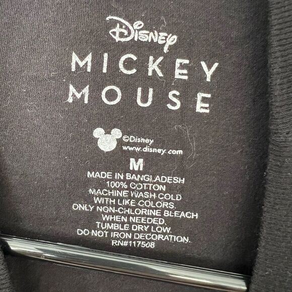 Disney Mickey & Minnie Mouse Year of the Rabbit T-Shirt - Picture 5 of 5